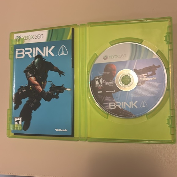 Revolution Brink for Xbox 360 - Green Case - Picture 2 of 5